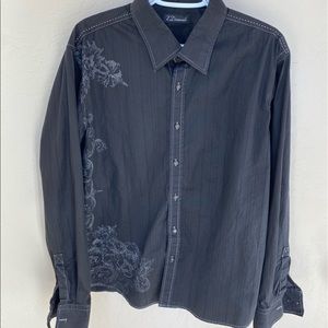 Men’s long-sleeve dress shirt